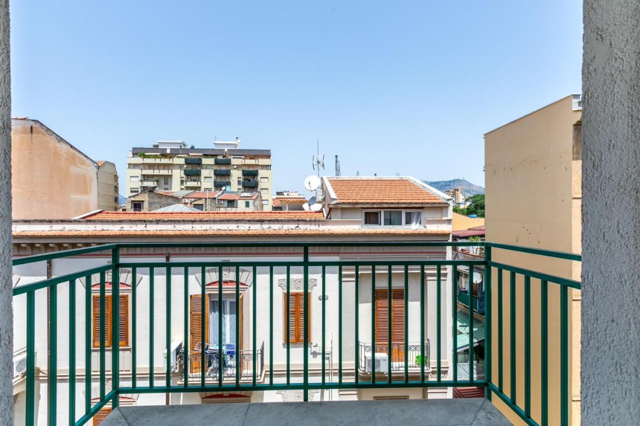 Villa Malfitano & Stazione Lolli Cozy Apartment Palermo Exterior photo